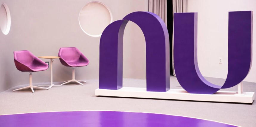 Nubank prepara MVNO com a Claro